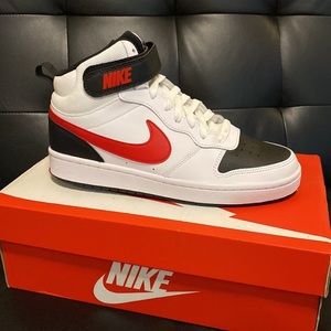 NWT Nike MID 2 ☑️